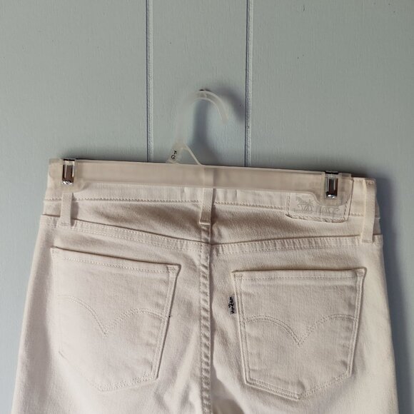 Levi's 711 Midrise White Skinny Jeans - Picture 5 of 10